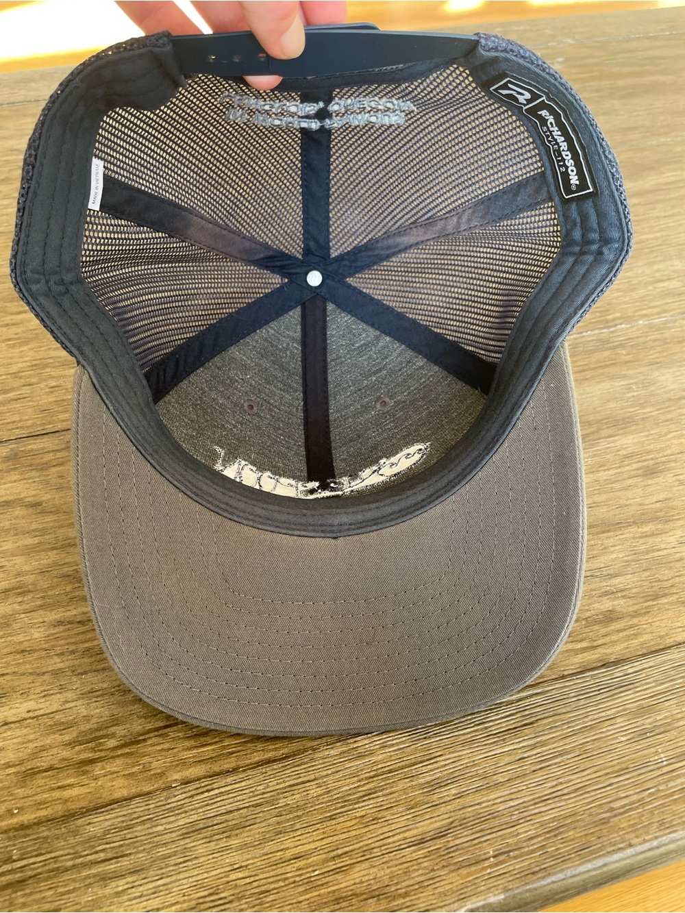Trucker hat - Picture 3 of 3